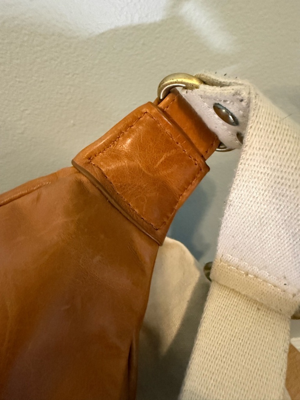 Andar Tatum Sling Bum bag - Picture 8 of 10